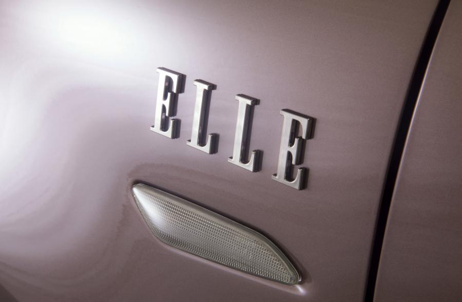 Логотип Lancia Ypsilon ELLE (846) 2014 года  (фото 21 из 34)